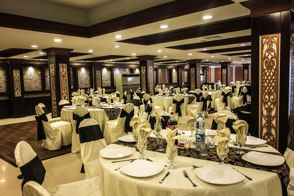 Royalton Hotel Rawalpindi Dış mekan fotoğraf
