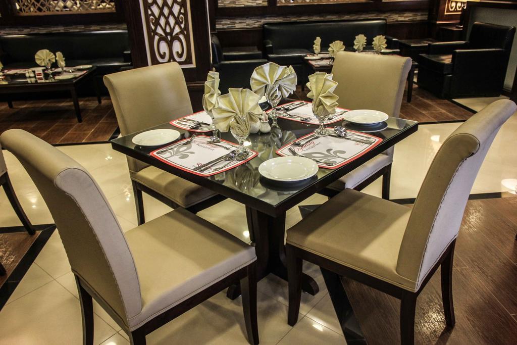 Royalton Hotel Rawalpindi Dış mekan fotoğraf