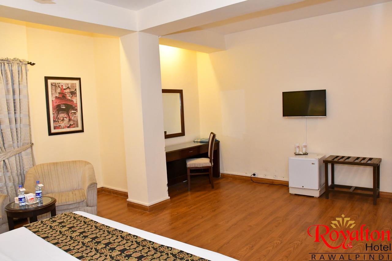 Royalton Hotel Rawalpindi Dış mekan fotoğraf