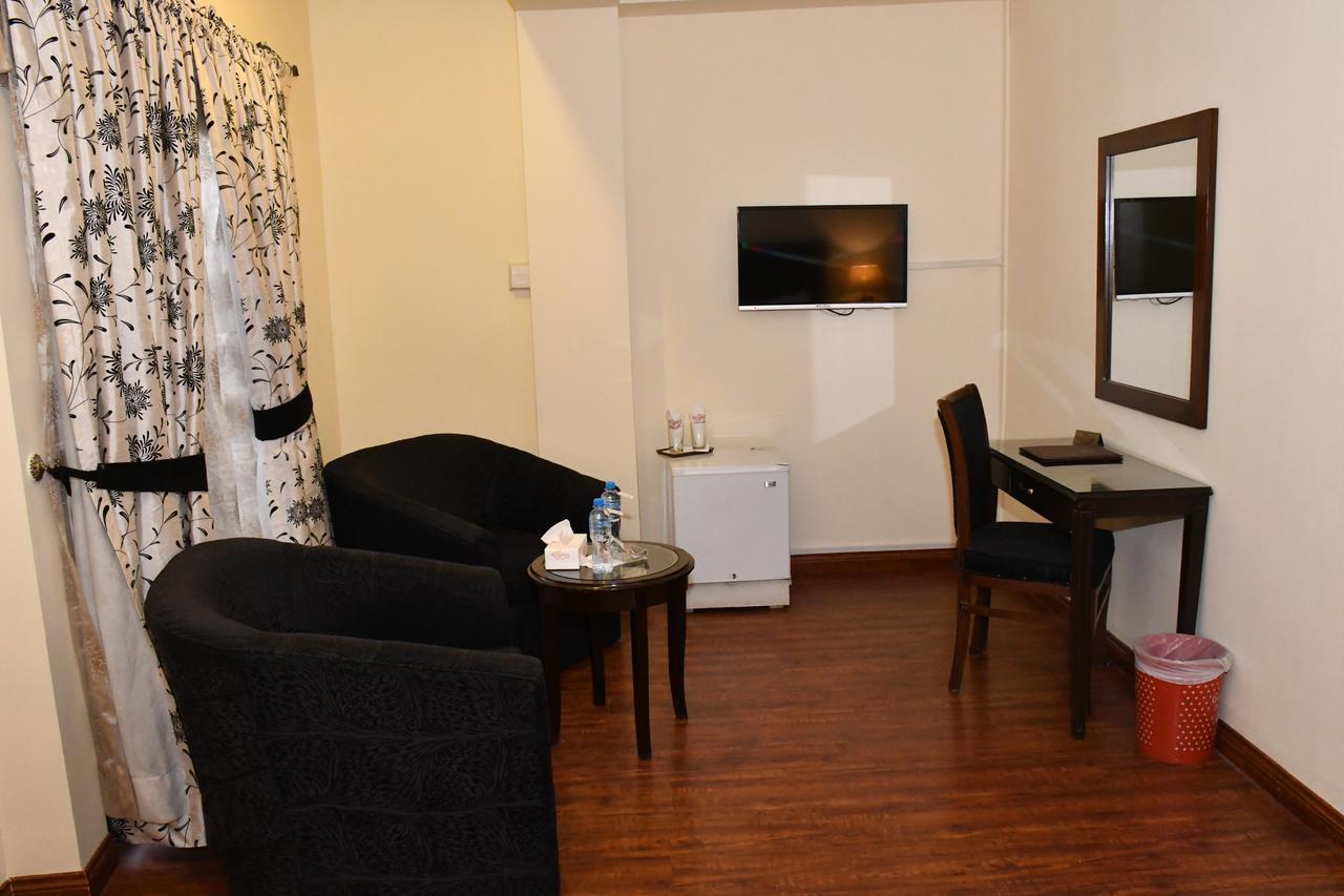 Royalton Hotel Rawalpindi Dış mekan fotoğraf