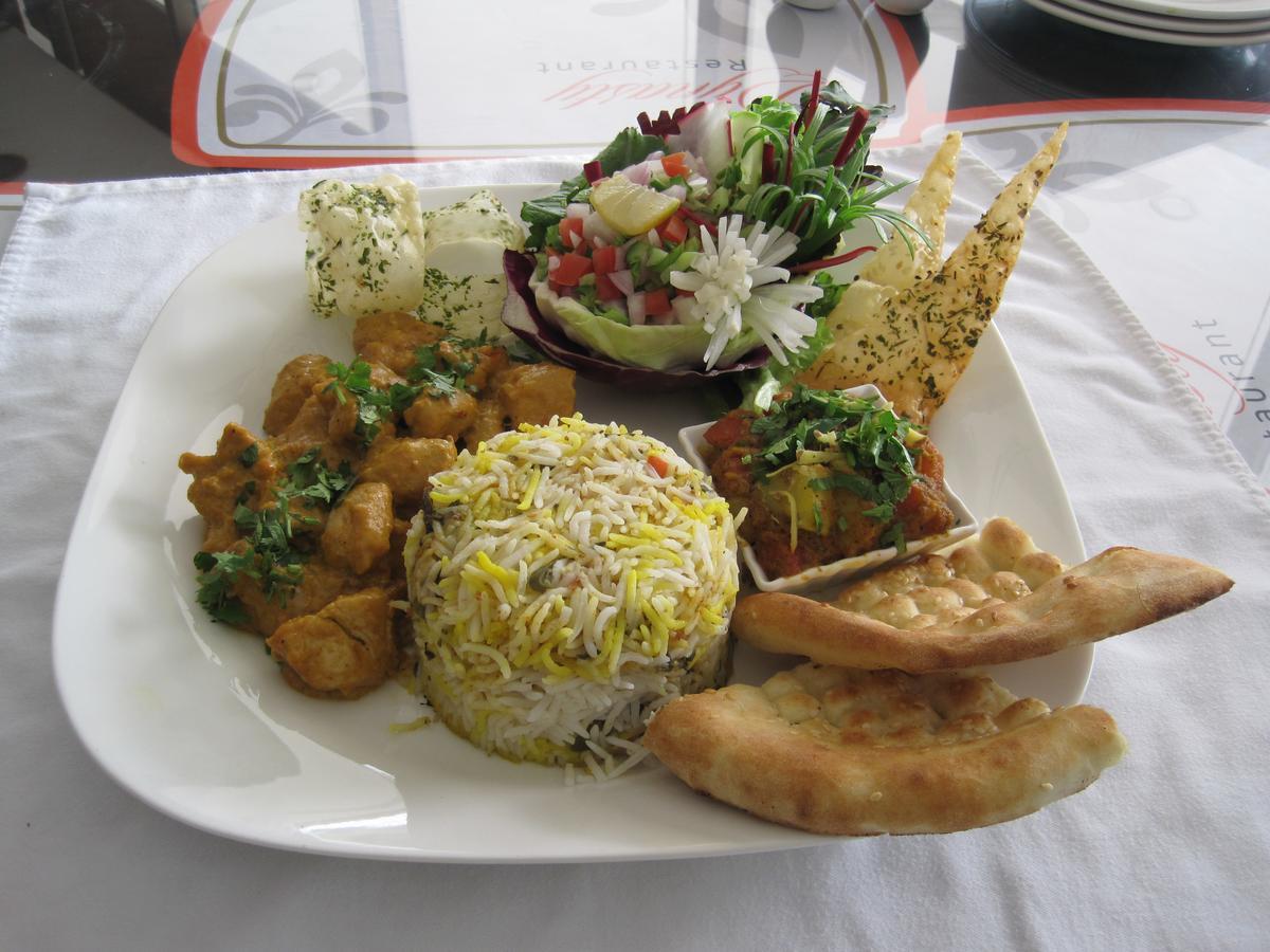 Royalton Hotel Rawalpindi Dış mekan fotoğraf
